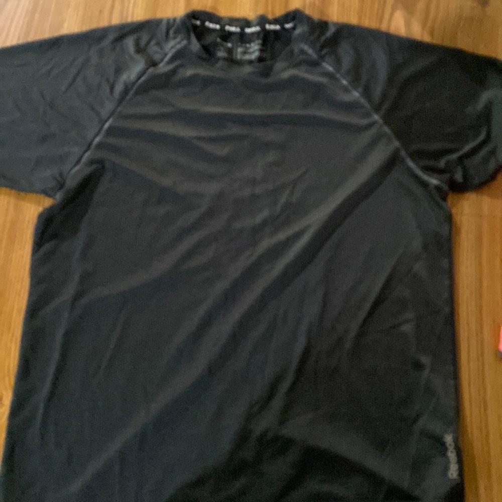 Men’s dry weave workout shirt